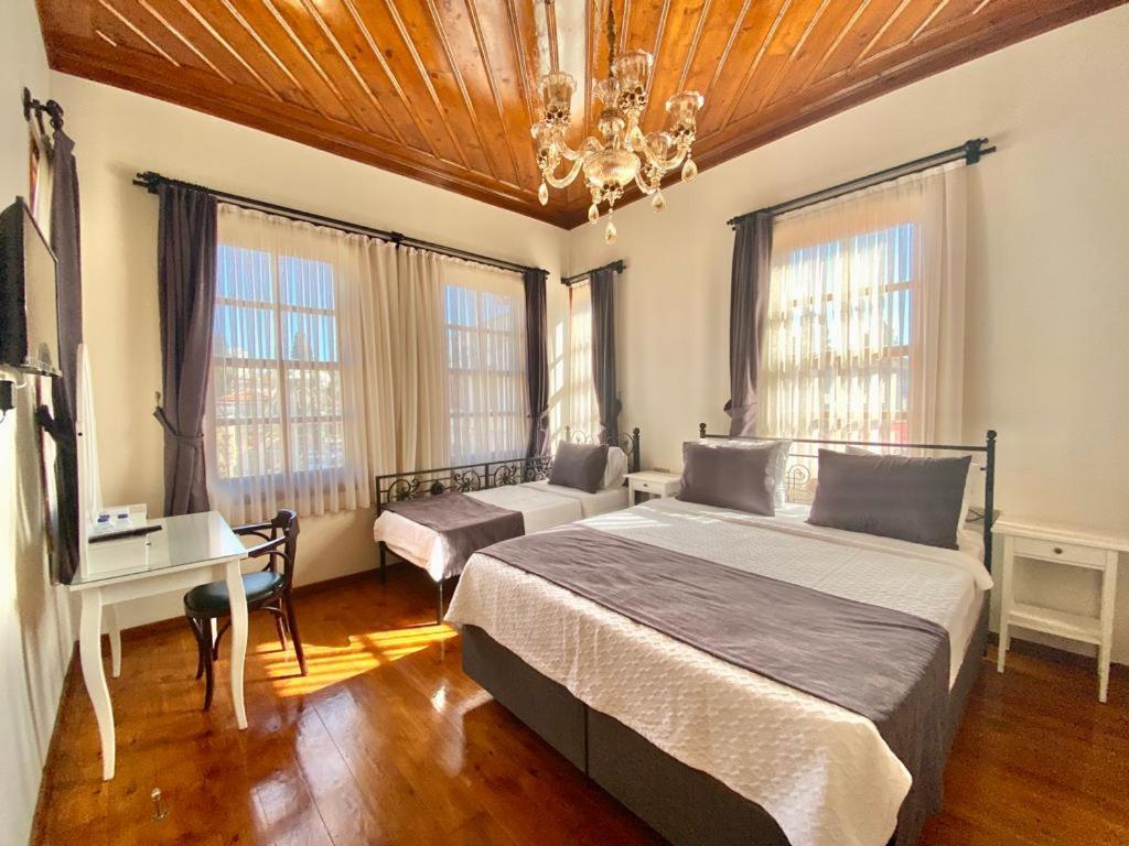 Necip Bey Konagi Apartamento Antália Exterior foto