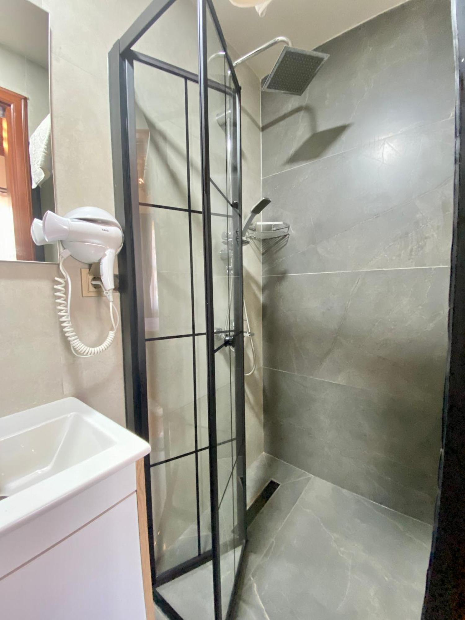 Necip Bey Konagi Apartamento Antália Exterior foto